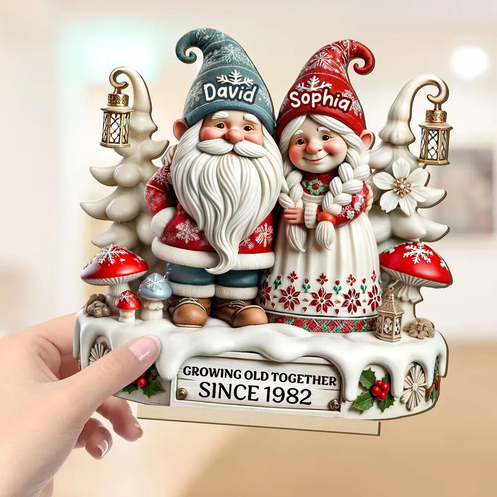 Custom Name Holiday Gnome Pair Wooden Plaque - Festive Home Display, Creative Couple Gift
