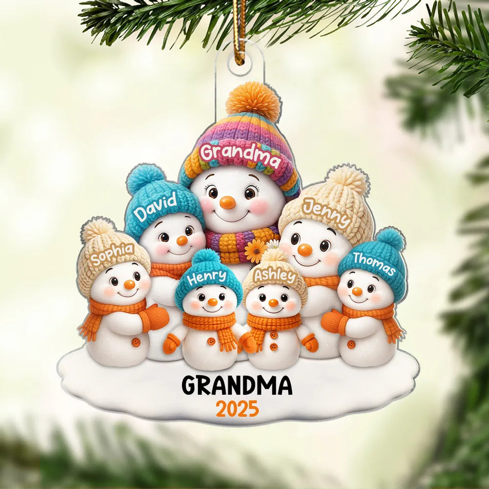 Snowman Family Acrylic Ornament – Festive Tree Decoration, Heartwarming Gift for Grandma