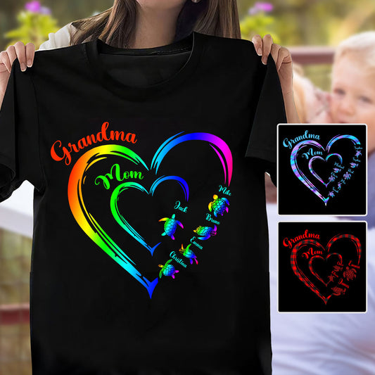 First Mom Now Grandma Turtle Version - Personalized Grandma T-shirt And Hoodie