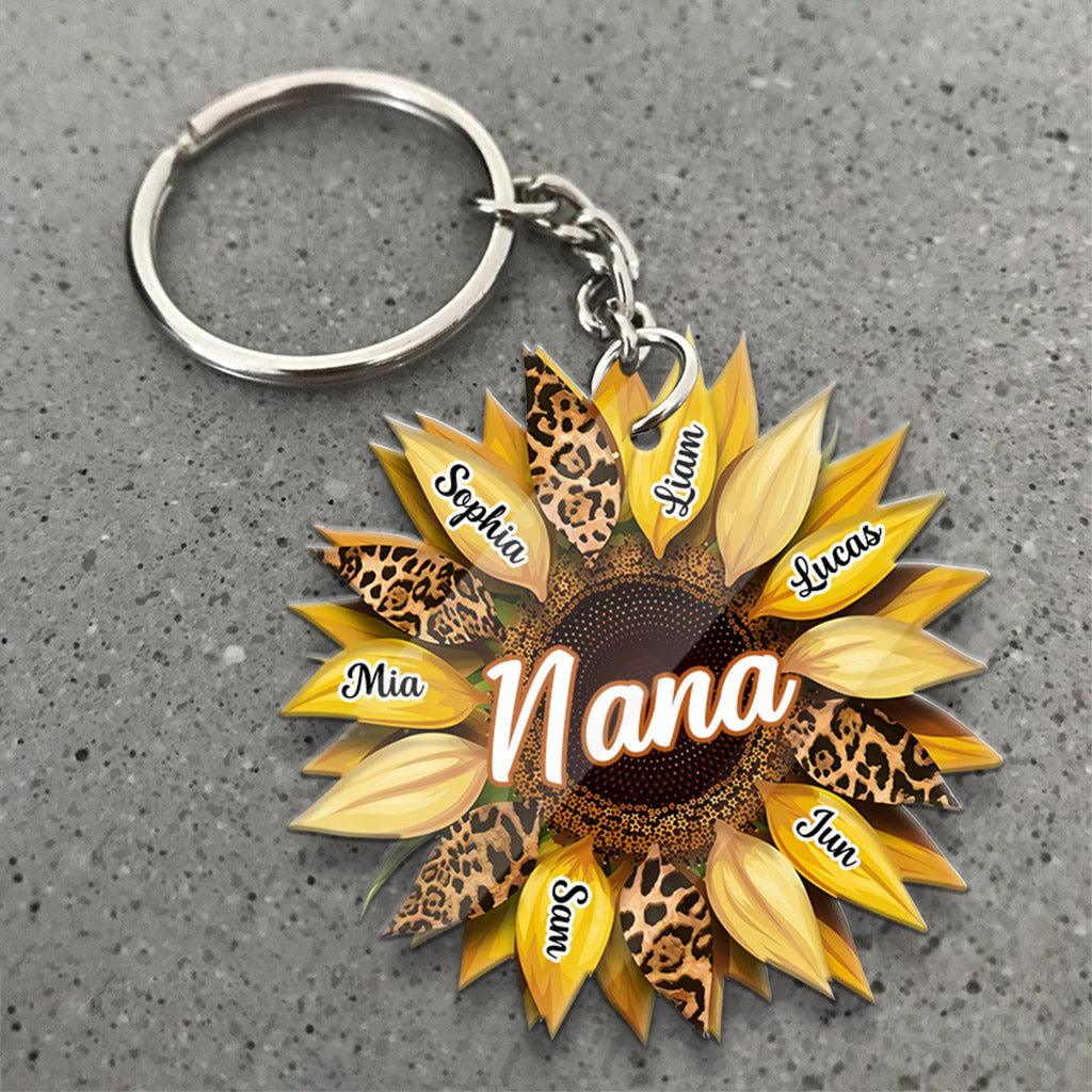 Nana Mom Auntie Family Sunflower - Personalized Grandma Keychain
