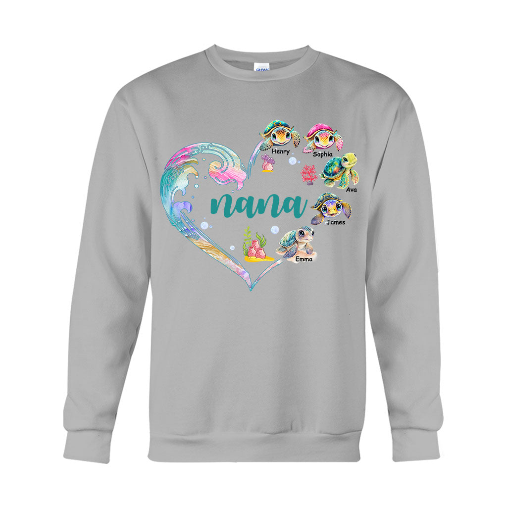 Nana's Little Turtle - Personalized Grandma T-shirt And Hoodie