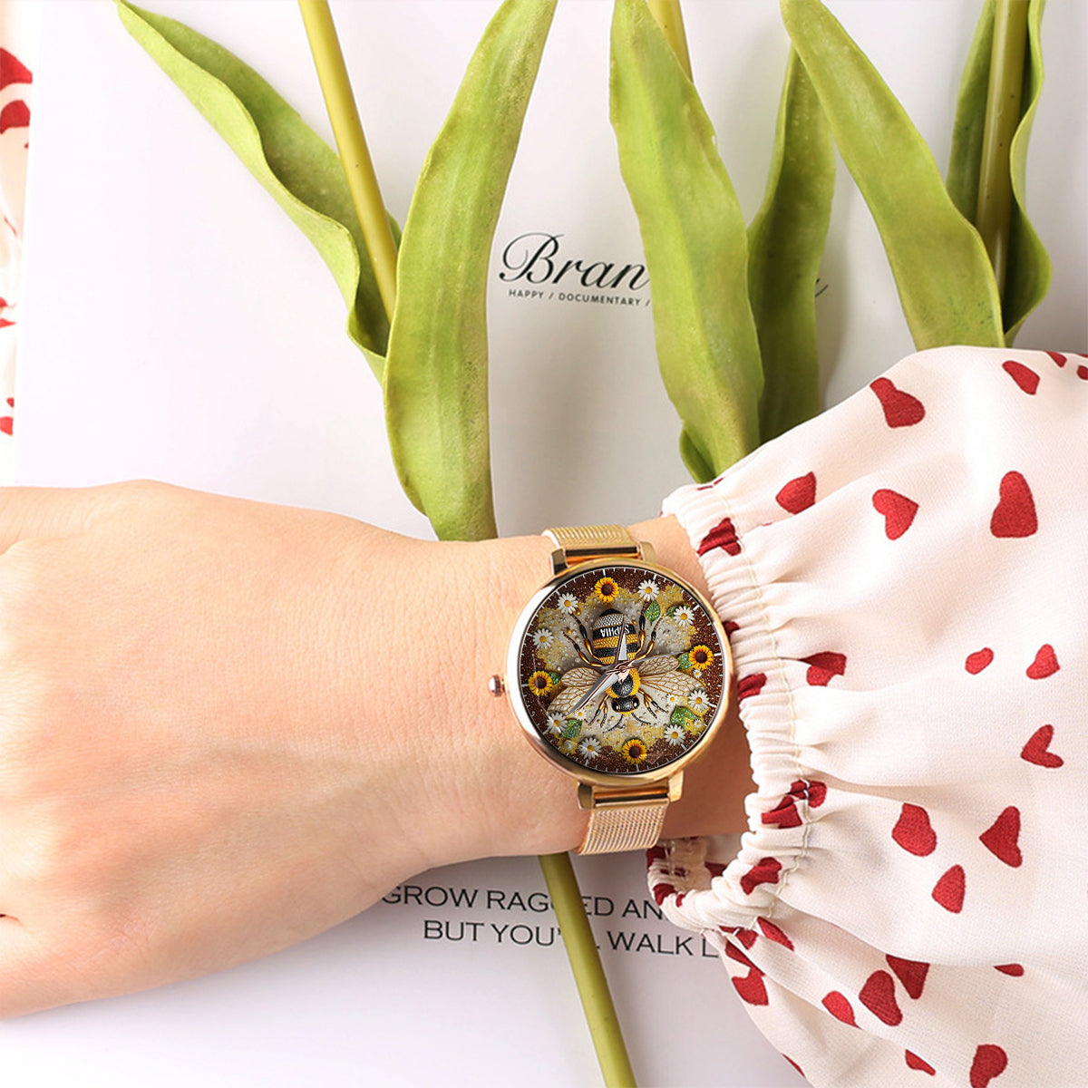 Daisy Bee - Personalized Bee Women Hand Watch