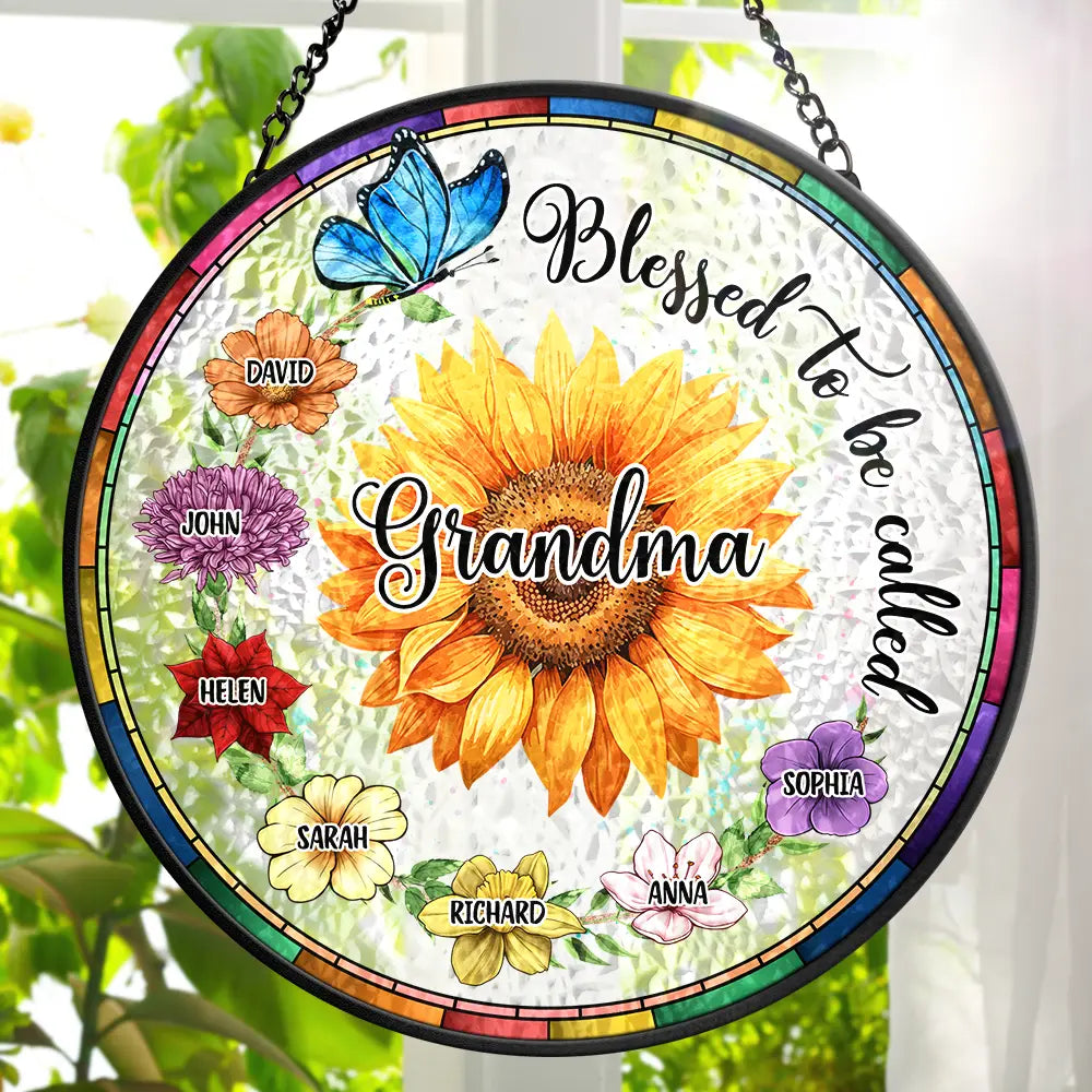 Custom Sunflower Suncatcher Ornament – Personalized Mom or Grandma Gift with Grandkids' Names & Flowers