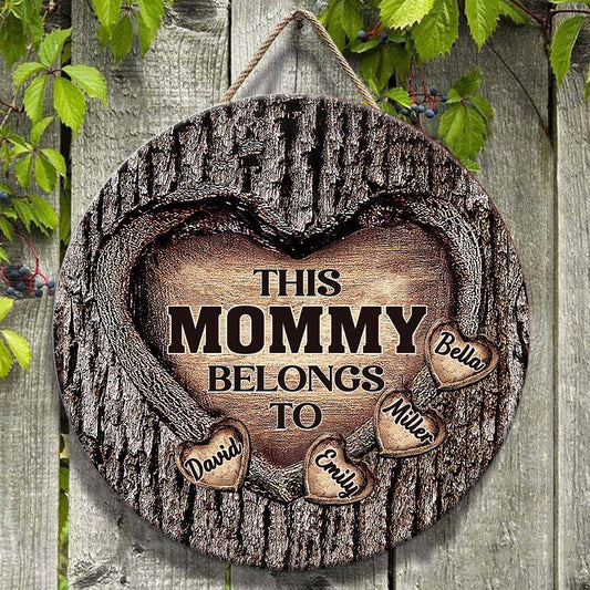 Dad's Heart - Gift for dad, grandma, grandpa, mom, uncle, aunt, brother, sister - Personalized Round Wood Sign