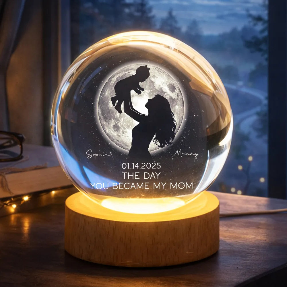 Personalized Globe Lamp with Mom Lifting Child Silhouette and Moon Glow, Unique Mother's Day Gift for Mom