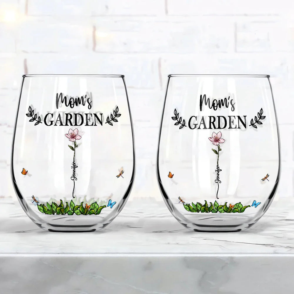 Grandma's Garden Personalized Wine Glass – Custom Floral Design with Loved Ones' Names, Ideal Mother’s Day Gift for Grandmothers, Wine Glass