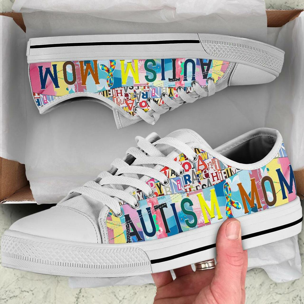 Proud Autism Mom - Autism Awareness Low Top Shoes 0921